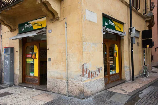 Panzerè  Via Diaz