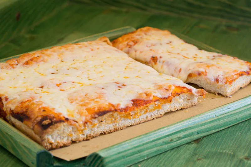 Pizza margherita